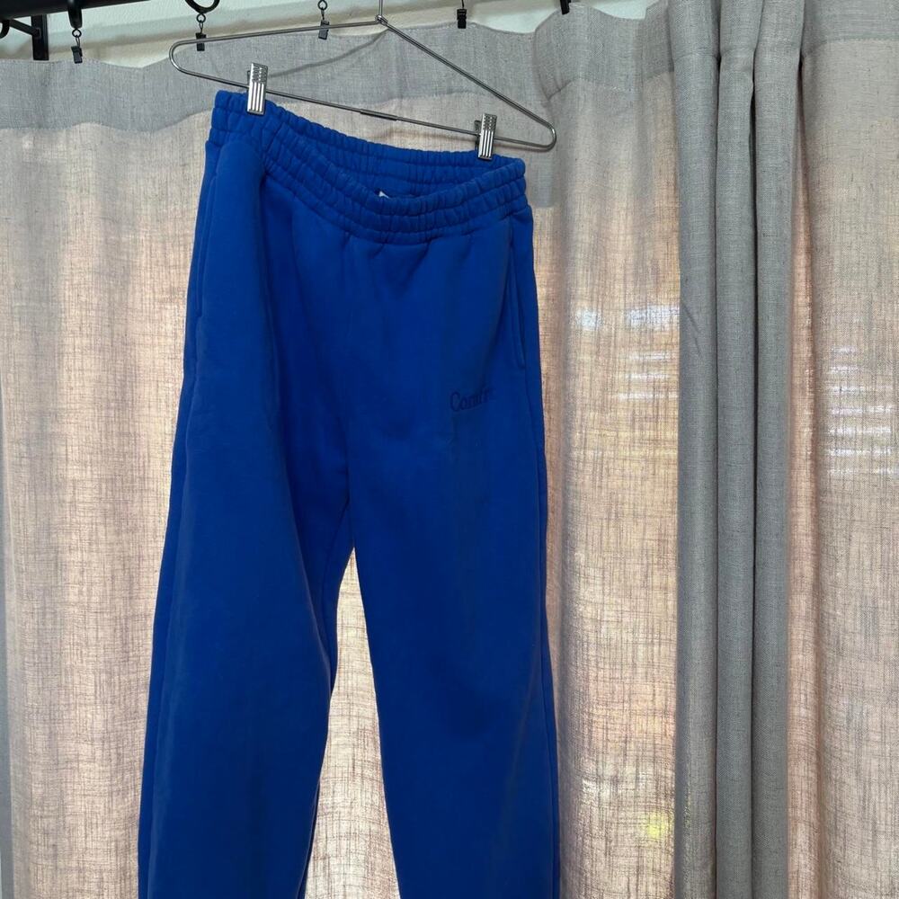 Blue comfit sweatpants with elastic